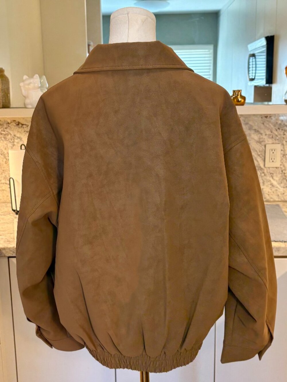 Easy Clothes Camel Oversized Bomber Jacket - Picture 4 of 9